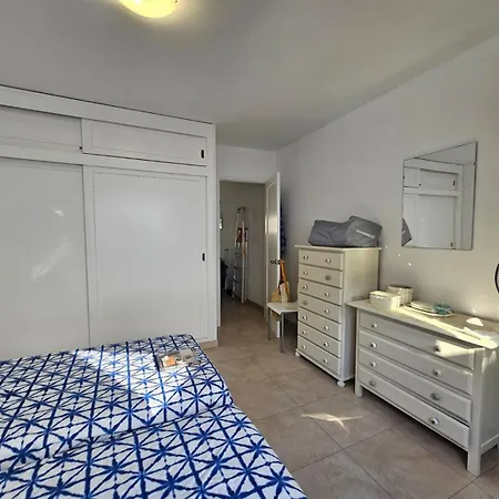 Buganvilla Apartment Tias
